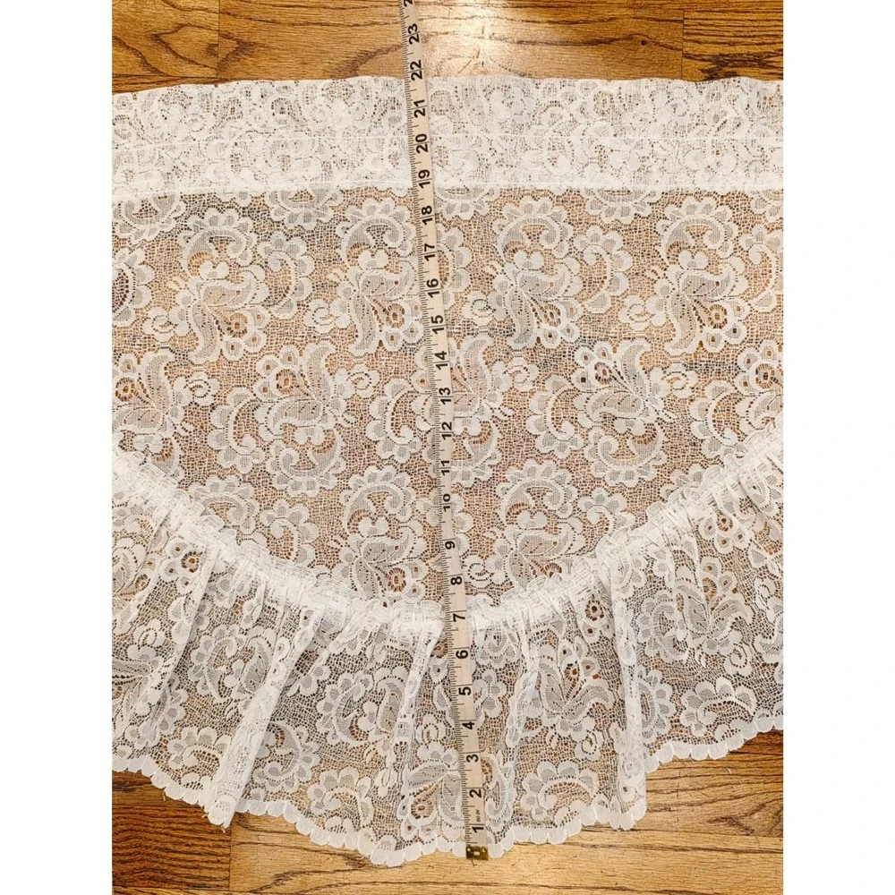 White Floral Lace Swag Valance Ruffled Edge Sheer Window Curtain 39x22 Victorian